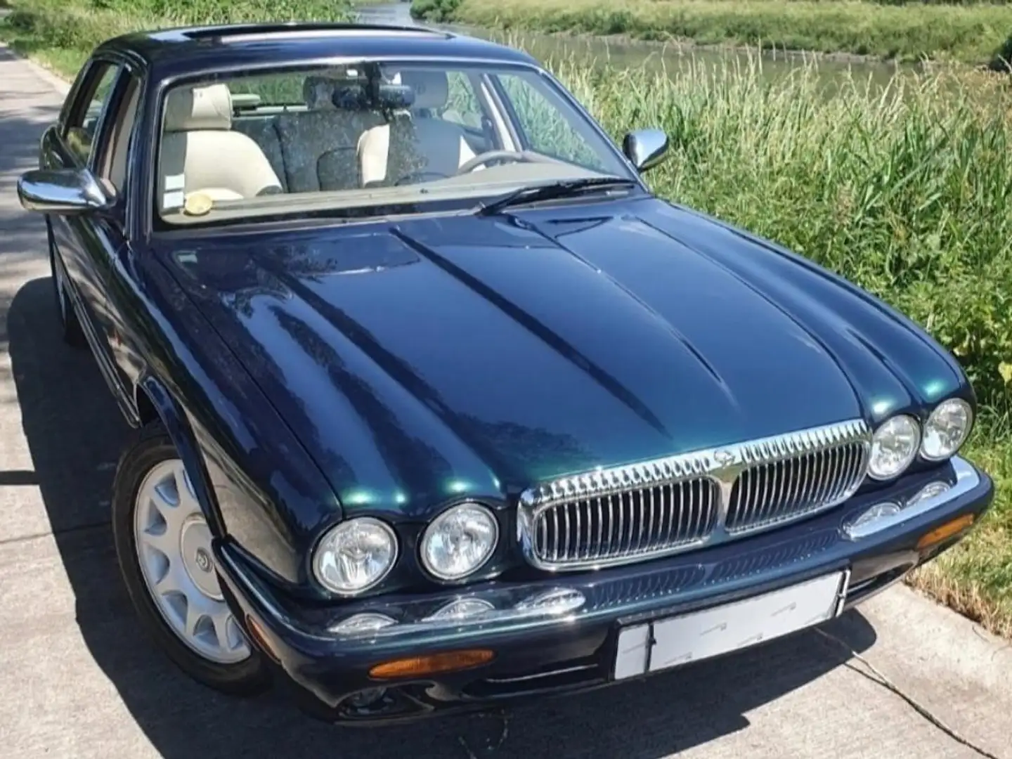 Jaguar Daimler Daimler V8 l Super original KM, absolut top Vert - 2