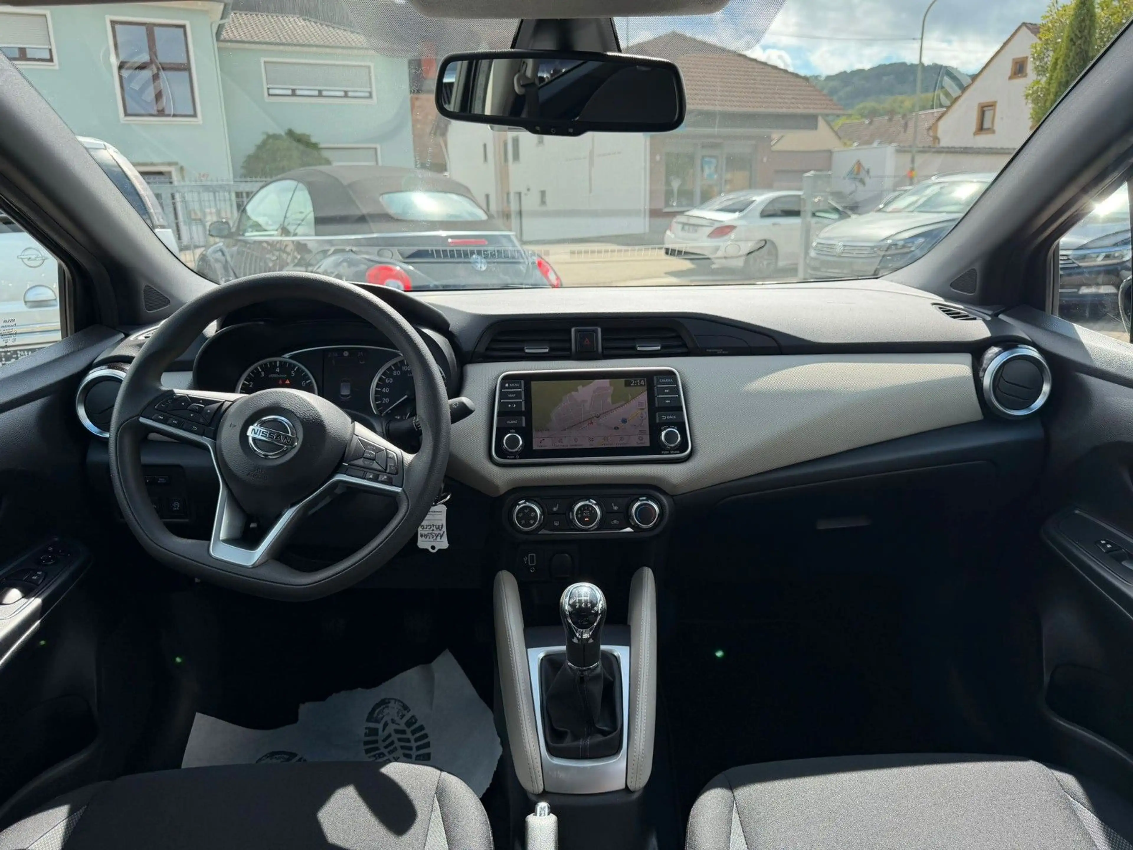 Nissan Micra N-Way — photo 11