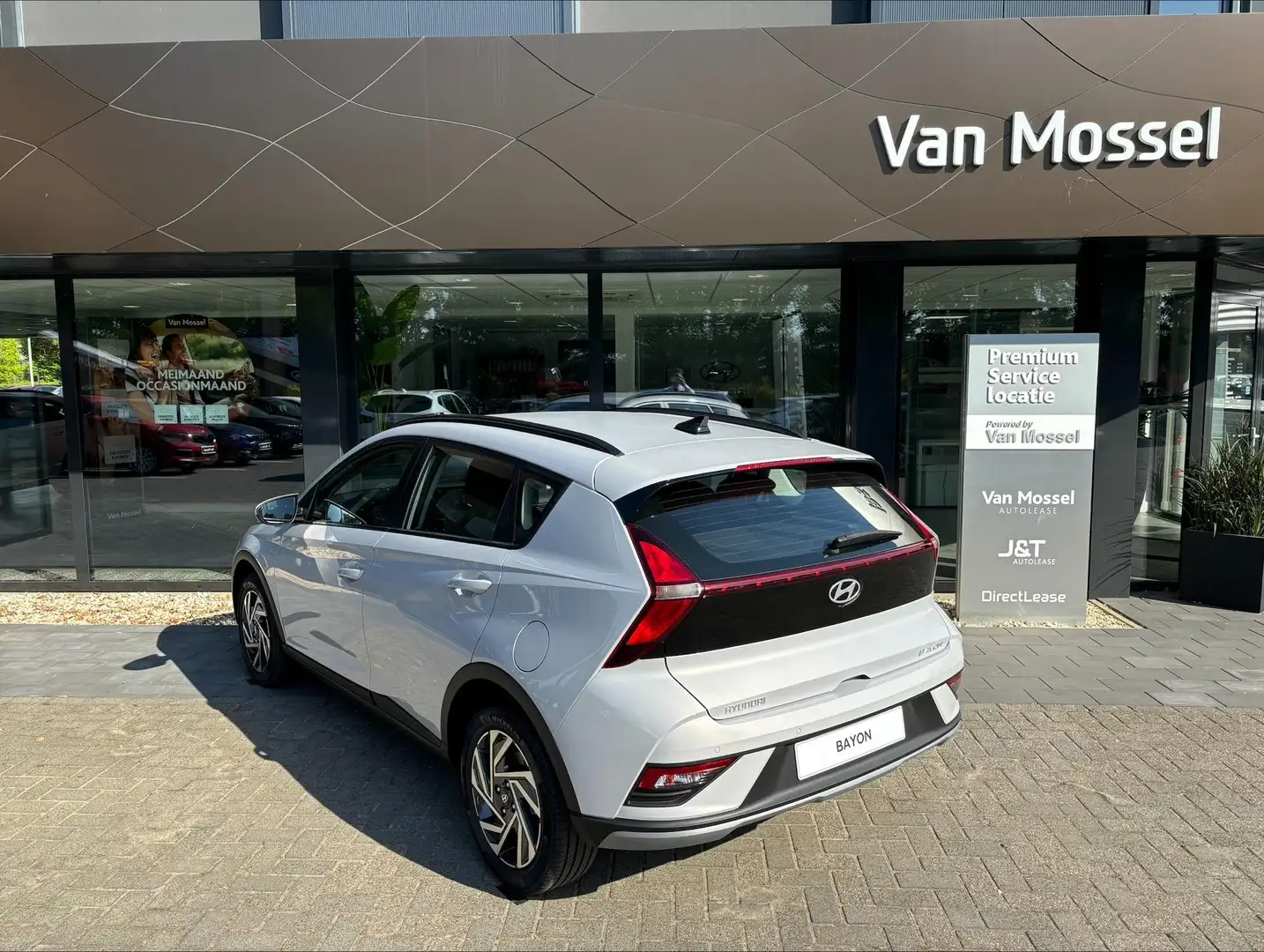 Hyundai BAYON 1.0 T-GDI Comfort | Navigatie | Achteruitrijcamera Grijs - 2