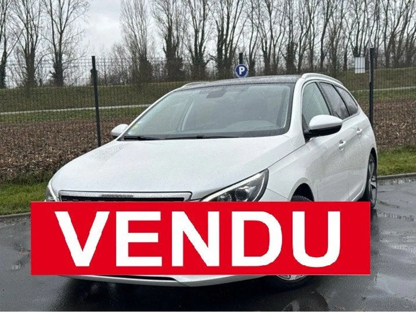 Peugeot 308 HDI 130CH ALLURE BUSINESS * 2019 * TOIT PANO * CAMERA * GPS Blanc - 1