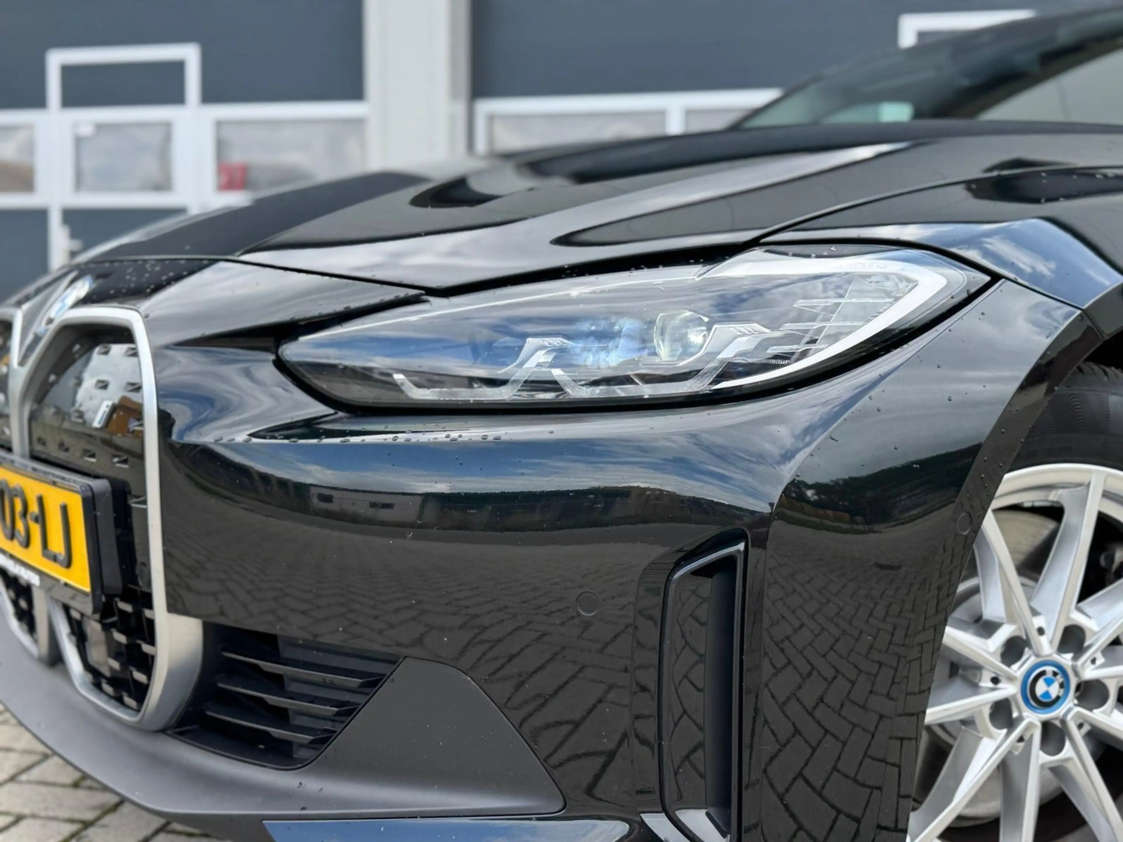 BMW i4 eDrive40 High Executive 84 kWh | Leder | Camera | — photo 24