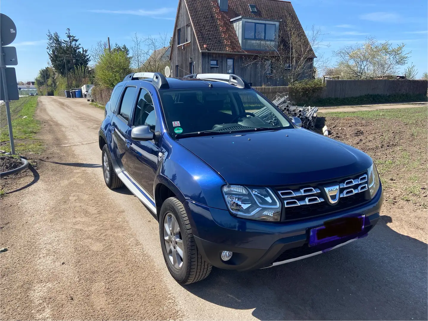 Dacia Duster Celebration 4x2 - 1