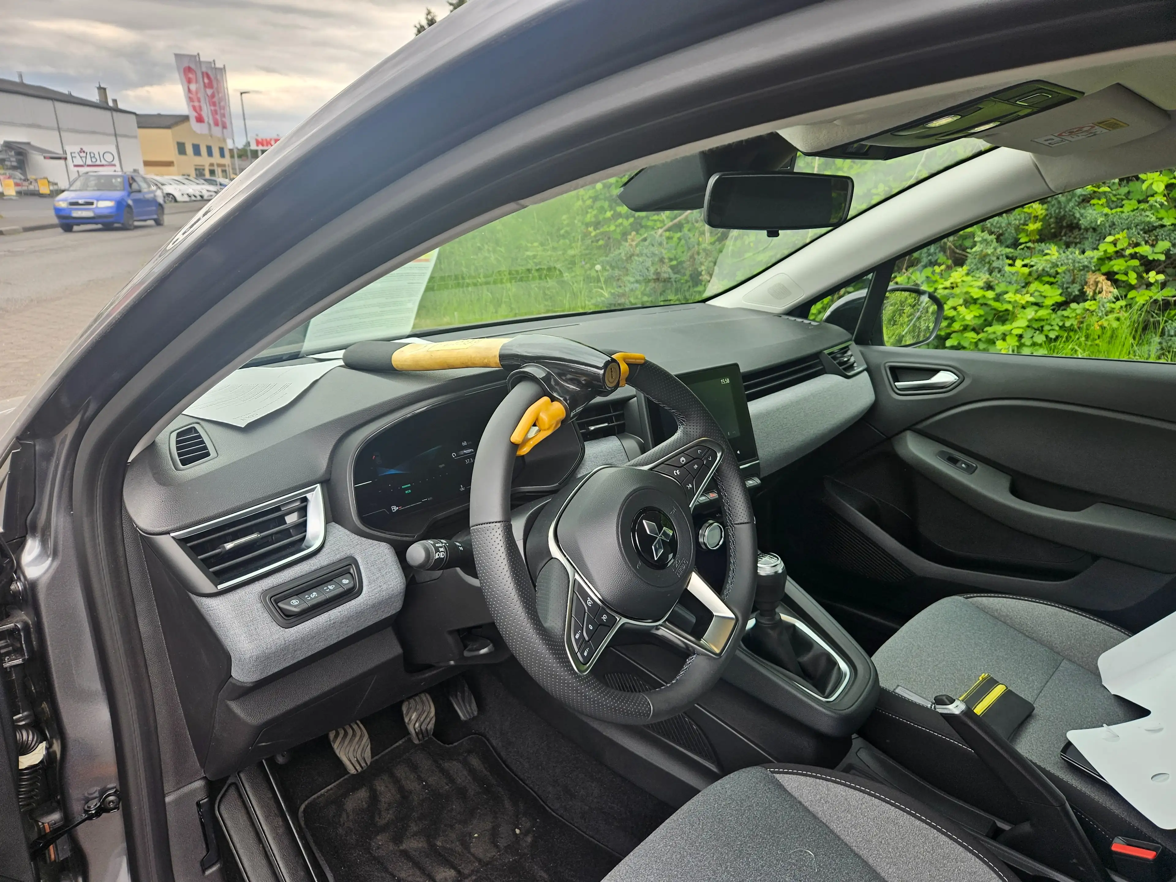 Mitsubishi Colt Plus — photo 9