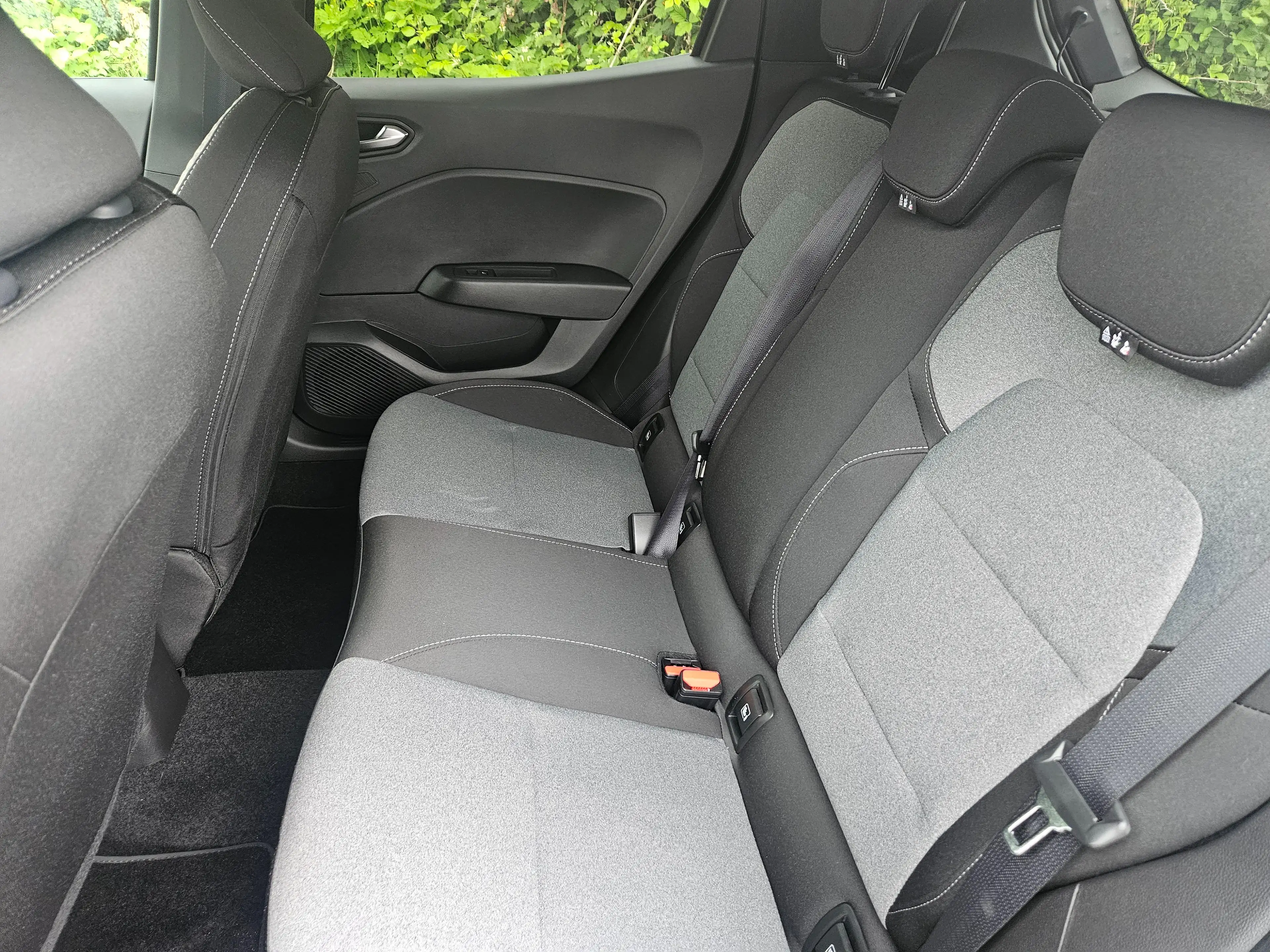 Mitsubishi Colt Plus — photo 13