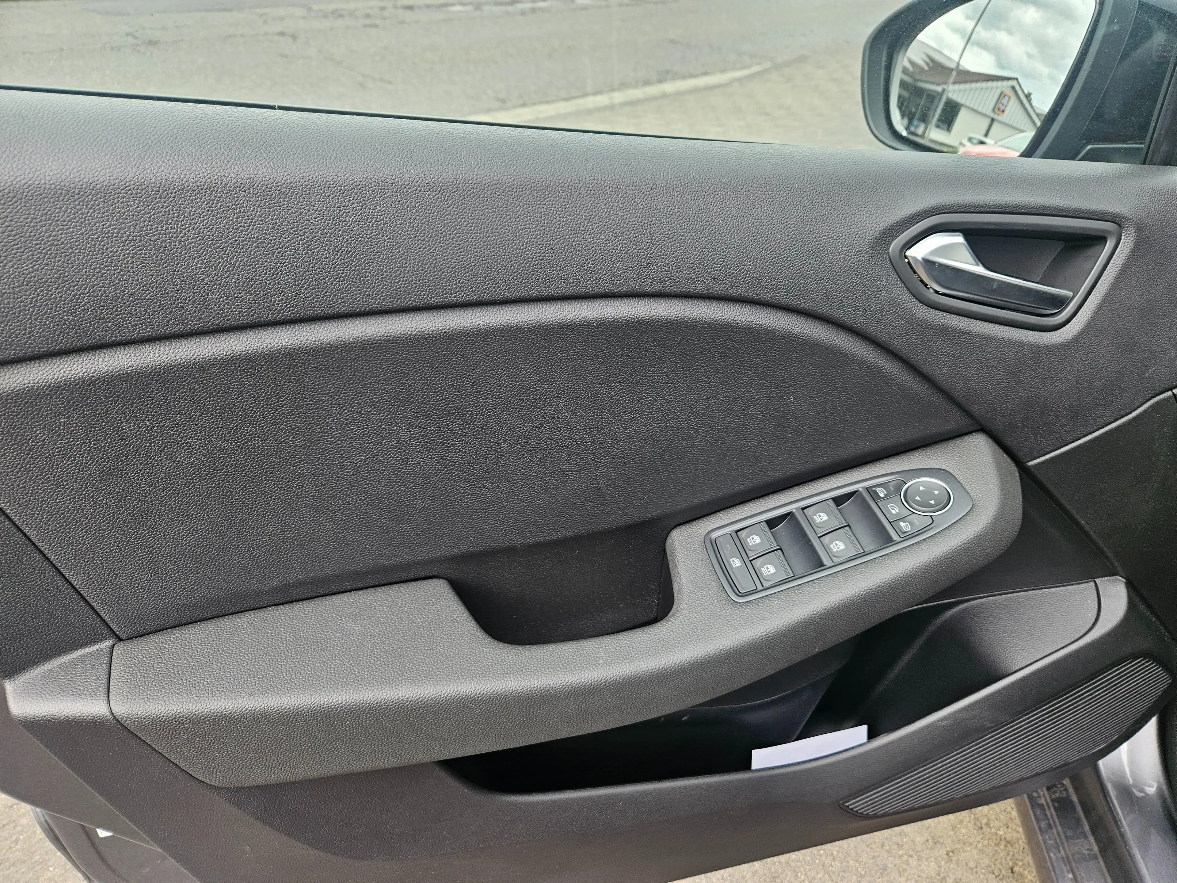 Mitsubishi Colt Plus — photo 12