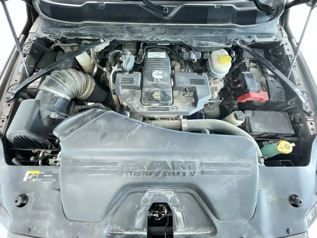 RAM 3500 снимка RAM 3500