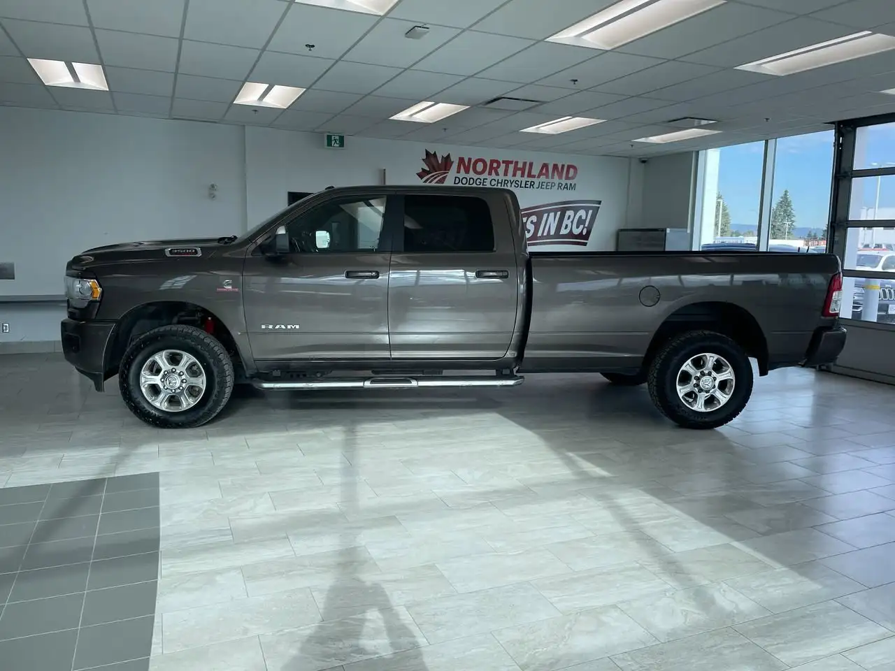 RAM 3500 снимка RAM 3500