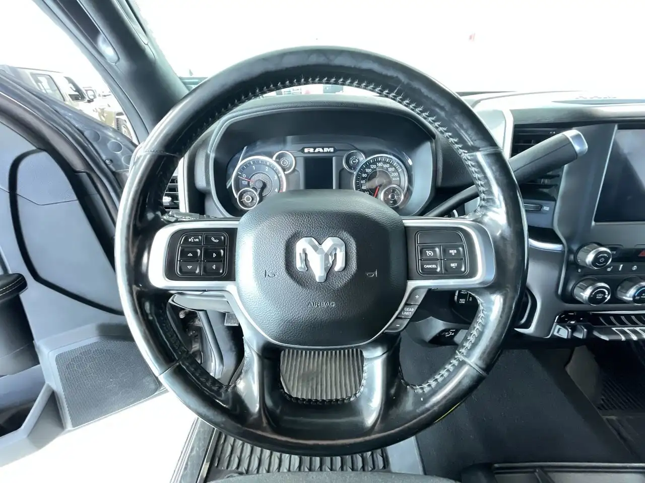 RAM 3500 снимка RAM 3500