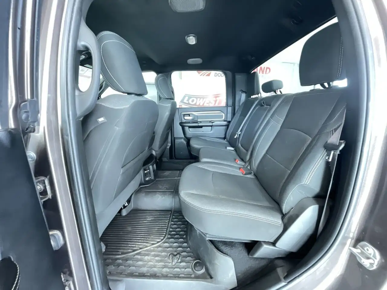 RAM 3500 снимка RAM 3500