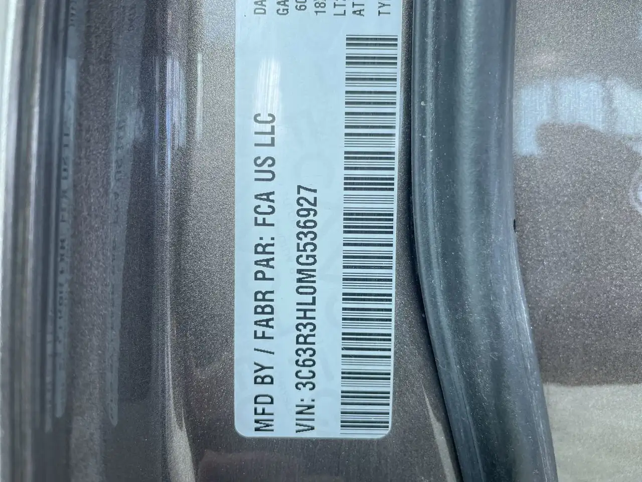 RAM 3500 снимка RAM 3500
