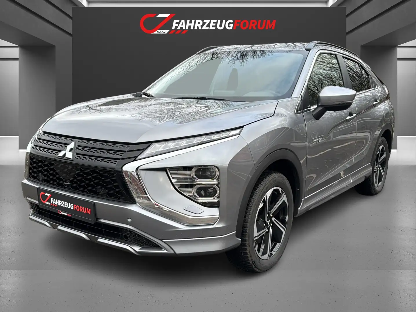 Mitsubishi Eclipse Cross Plus Select Hybrid 4WD AHK Gris - 1