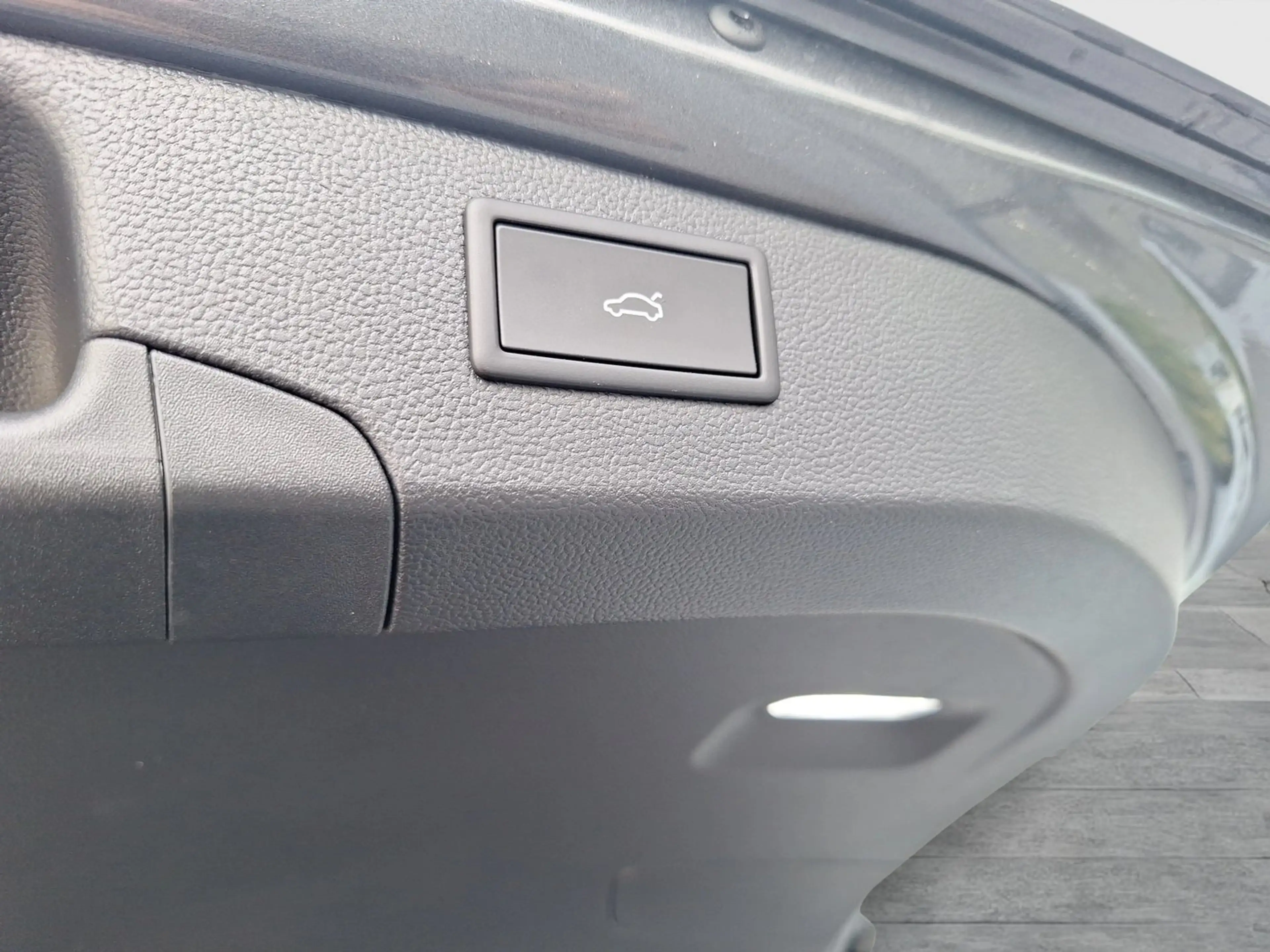 Skoda Superb Sportline iV TSI DSG — photo 14