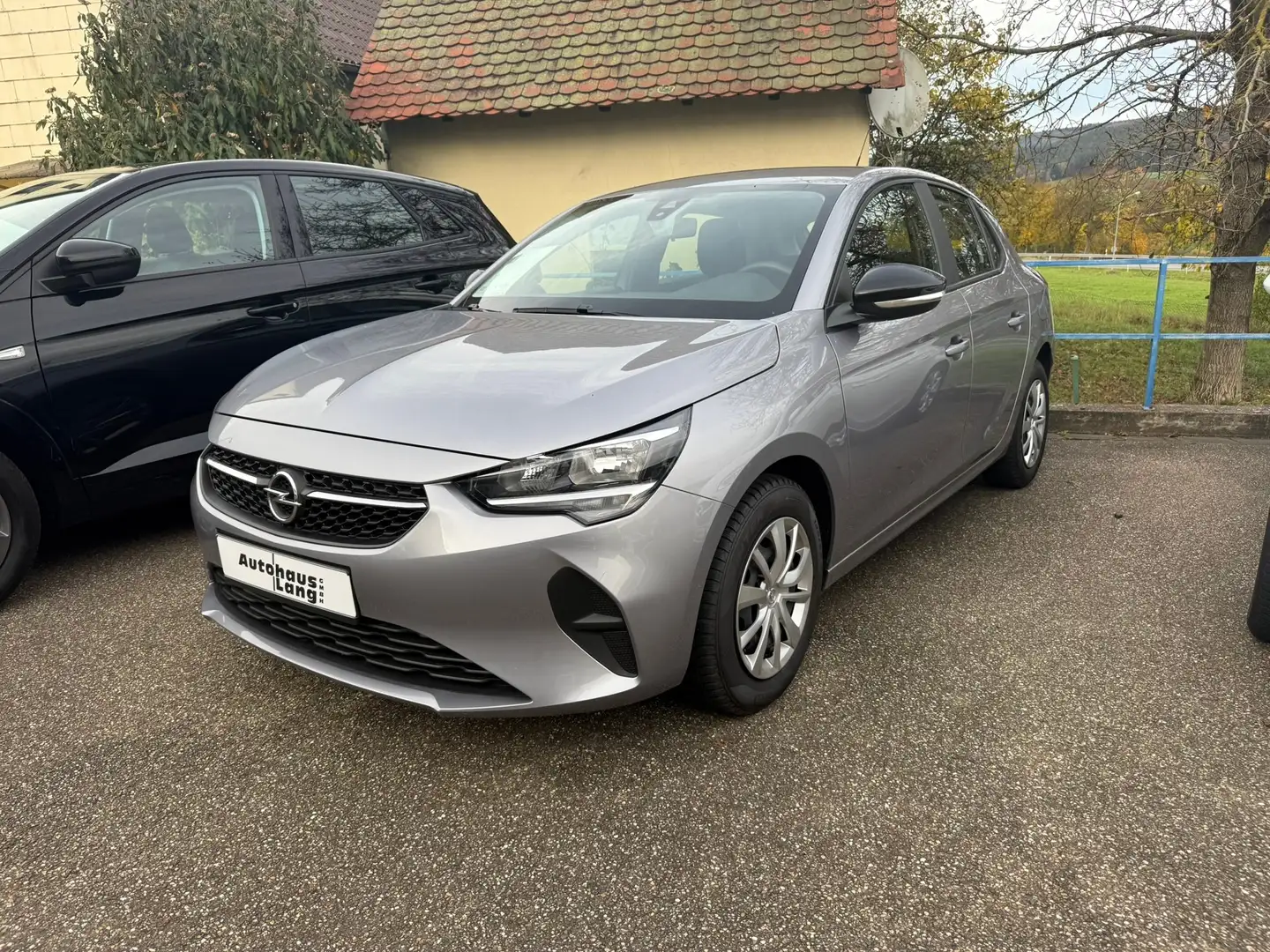 Opel Corsa Edition Navi Klima Carplay Grau - 1