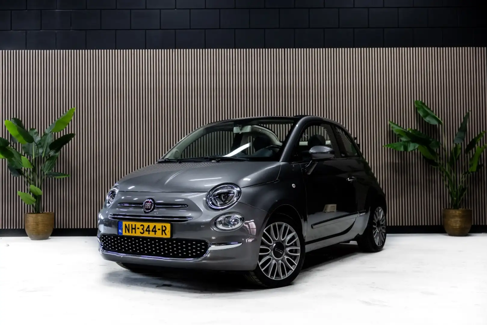 Fiat 500C 0.9 TwinAir T Lounge Grijs - 1