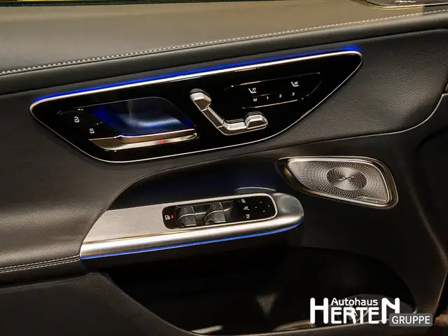 Mercedes-Benz GLC view 9