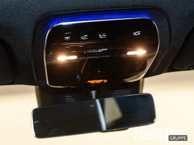 Mercedes-Benz GLC view 11