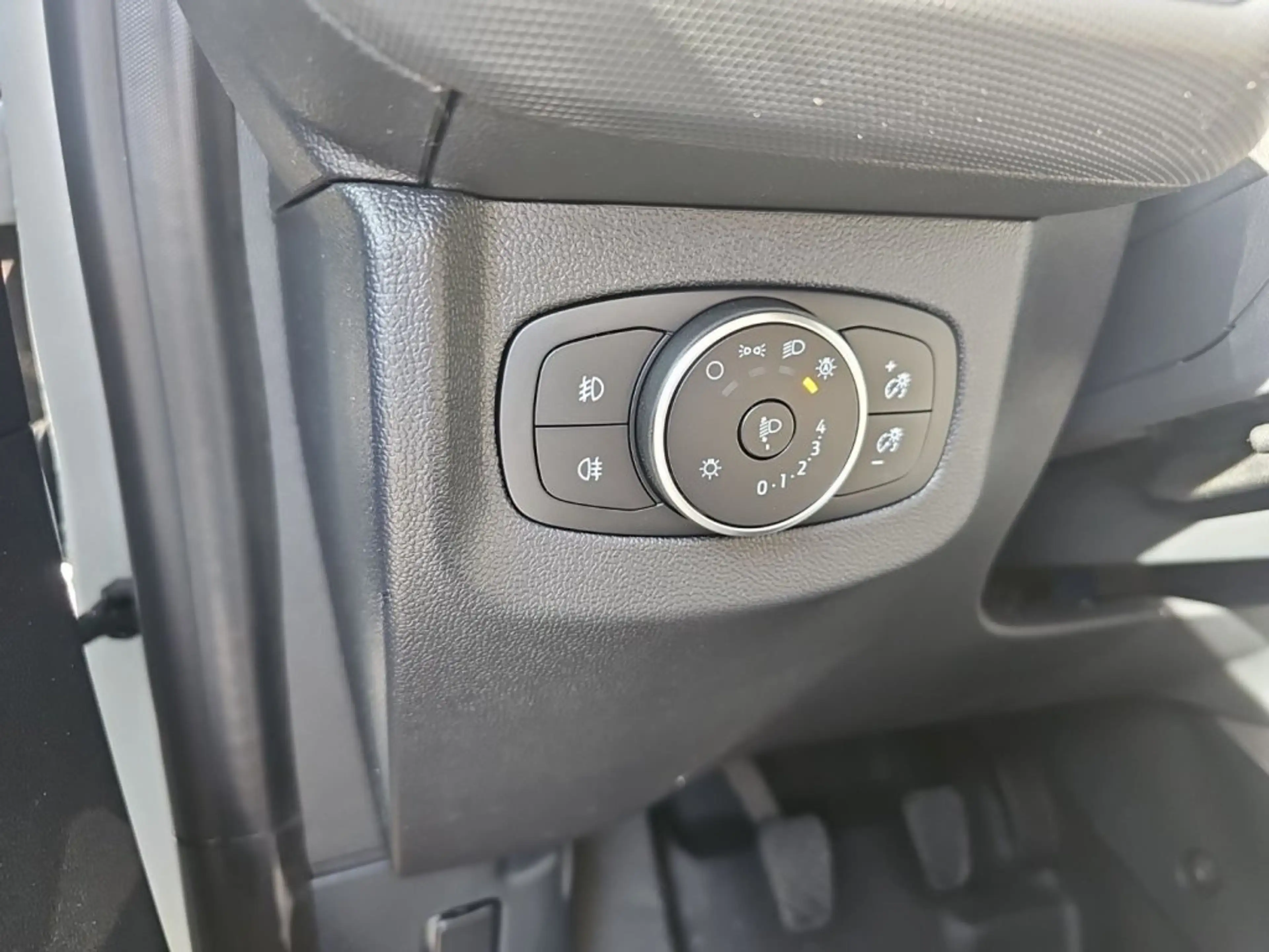 Ford Transit Courier Kasten Trend 1,0L Eboost 100PS M FWD — photo 13