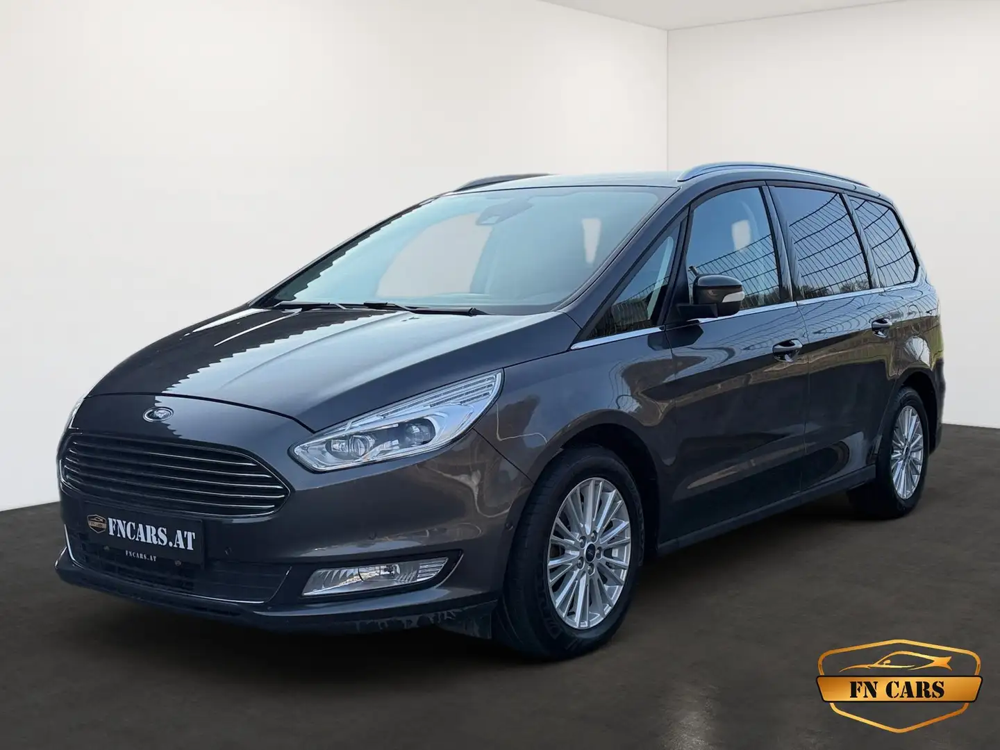 Ford Galaxy 2,0 TDCi AWD Titanium // 7 Sitze // 1.Besitz // Grau - 1