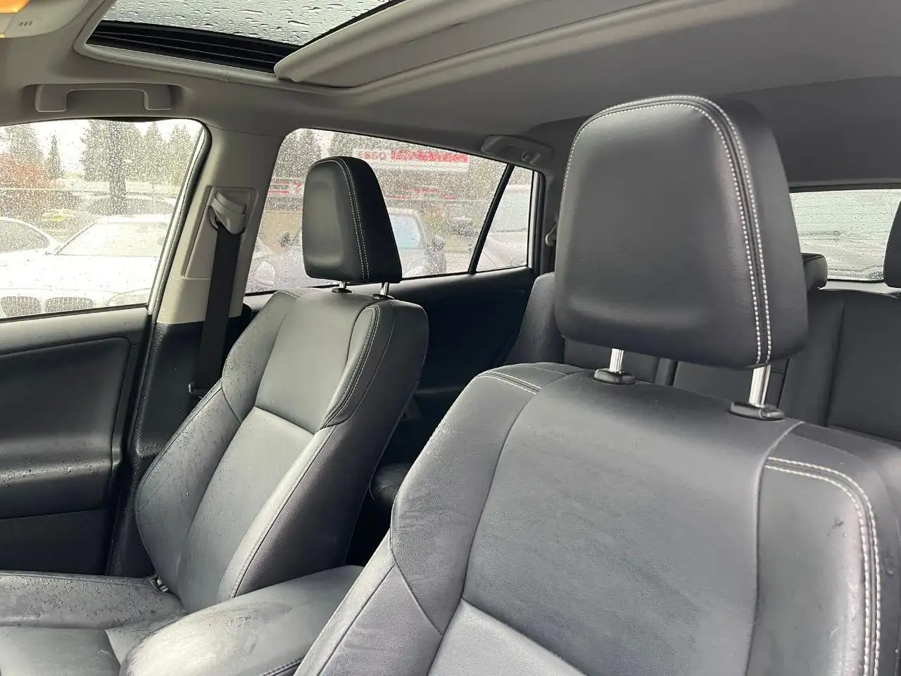 Toyota RAV 4 снимка Toyota RAV 4