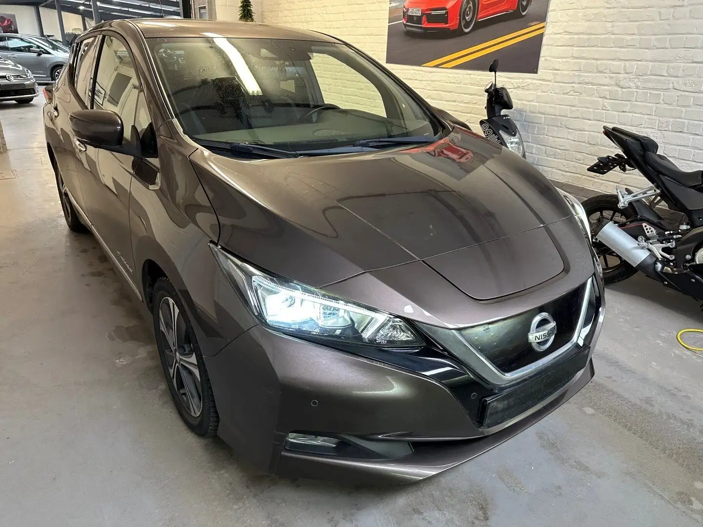 Nissan Leaf 40 kWh Acenta (EU6.2) Коричневий - 2