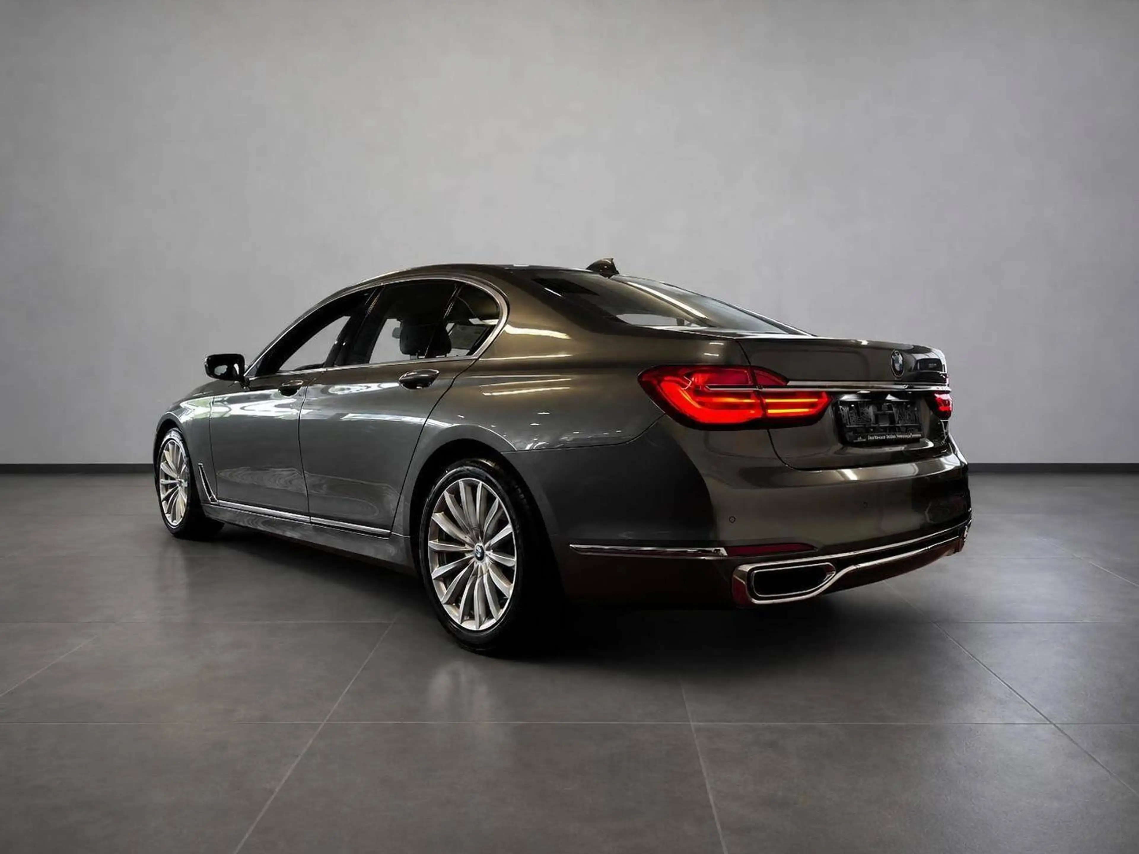 BMW 730 730 d — photo 5
