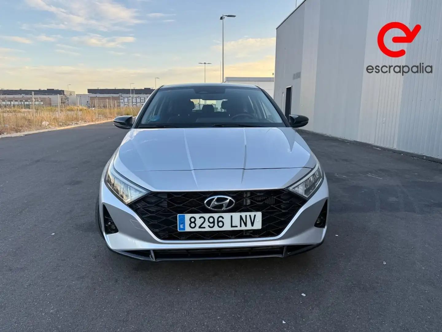 Hyundai i20 1.0 TGDI 74kW (100CV) 48V Tecno Gris - 2