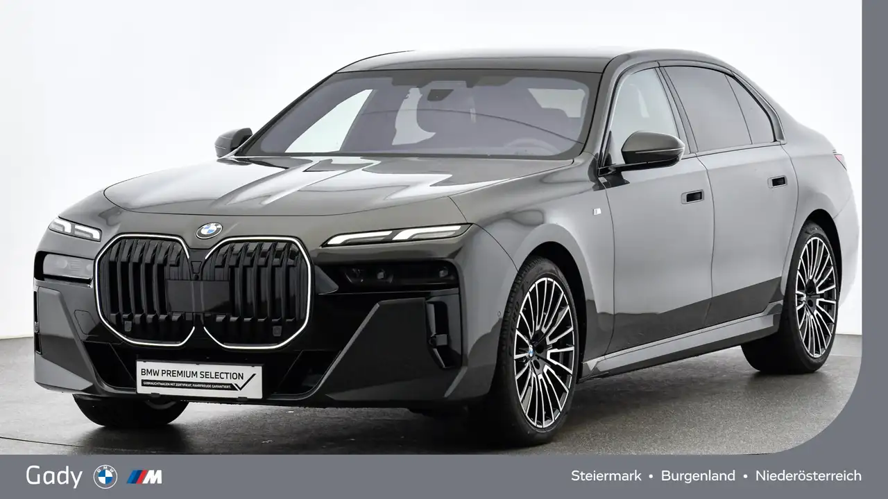 BMW 740