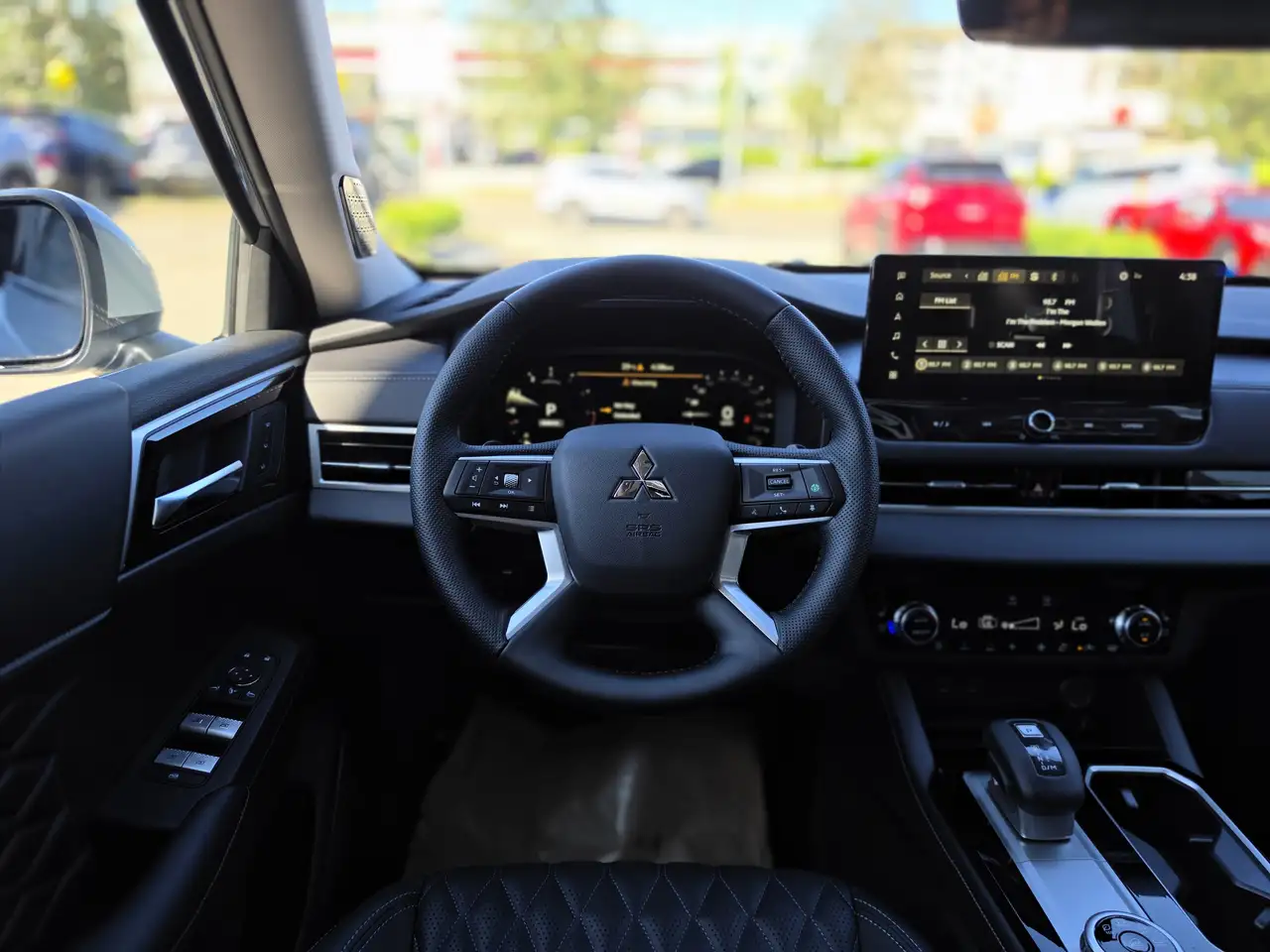 Mitsubishi Outlander fotografie Mitsubishi Outlander