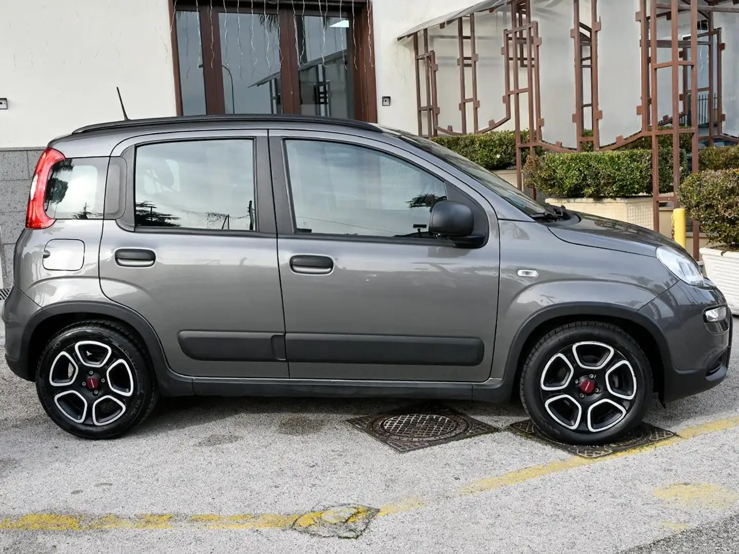 Fiat Panda Panda 1.0 firefly hybrid City Life s Grau - 2