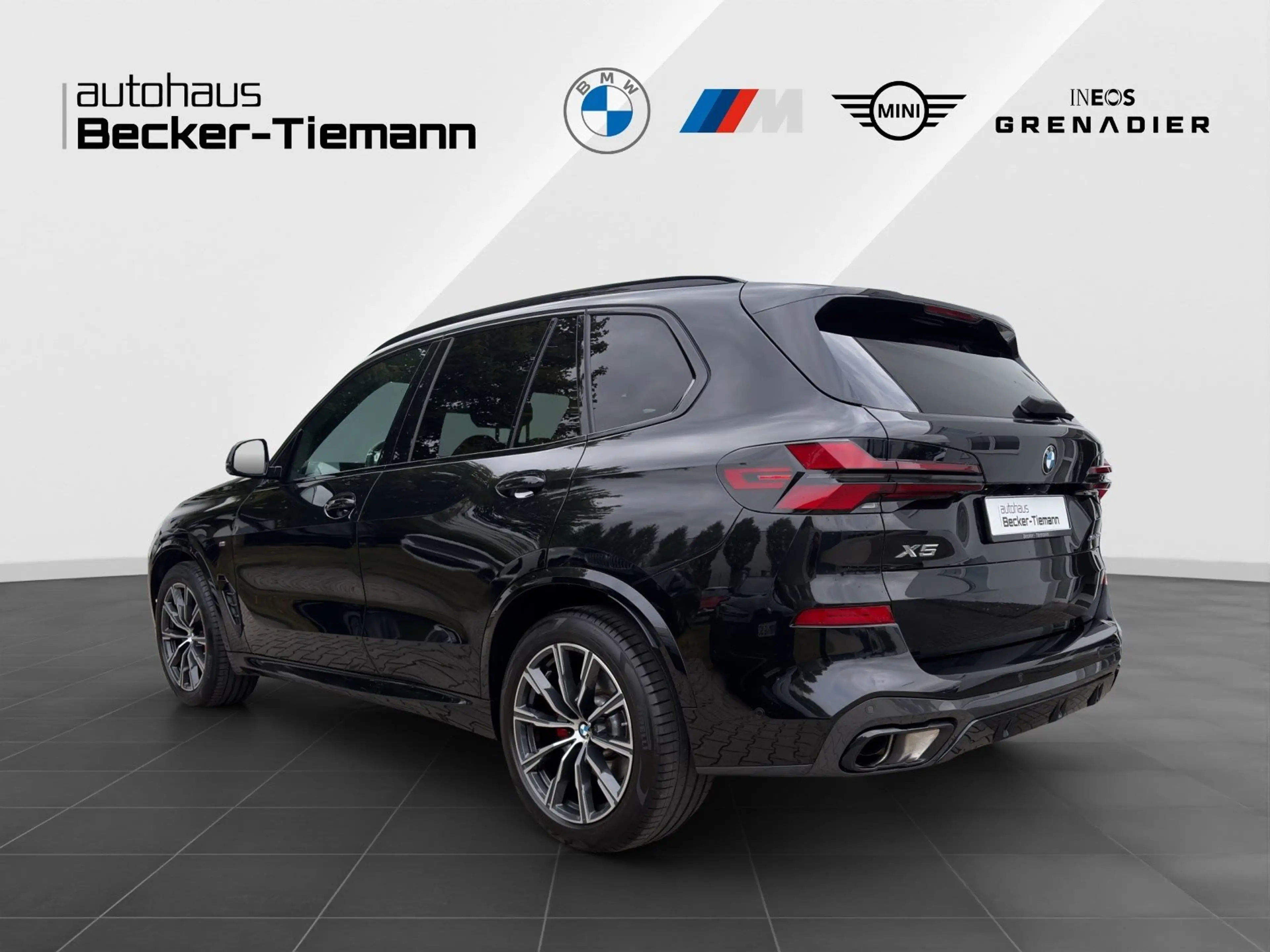 BMW X5 xDrive30d M-Sport Pro AHK HUD Pano 7-Sitzer DrivAs — photo 4