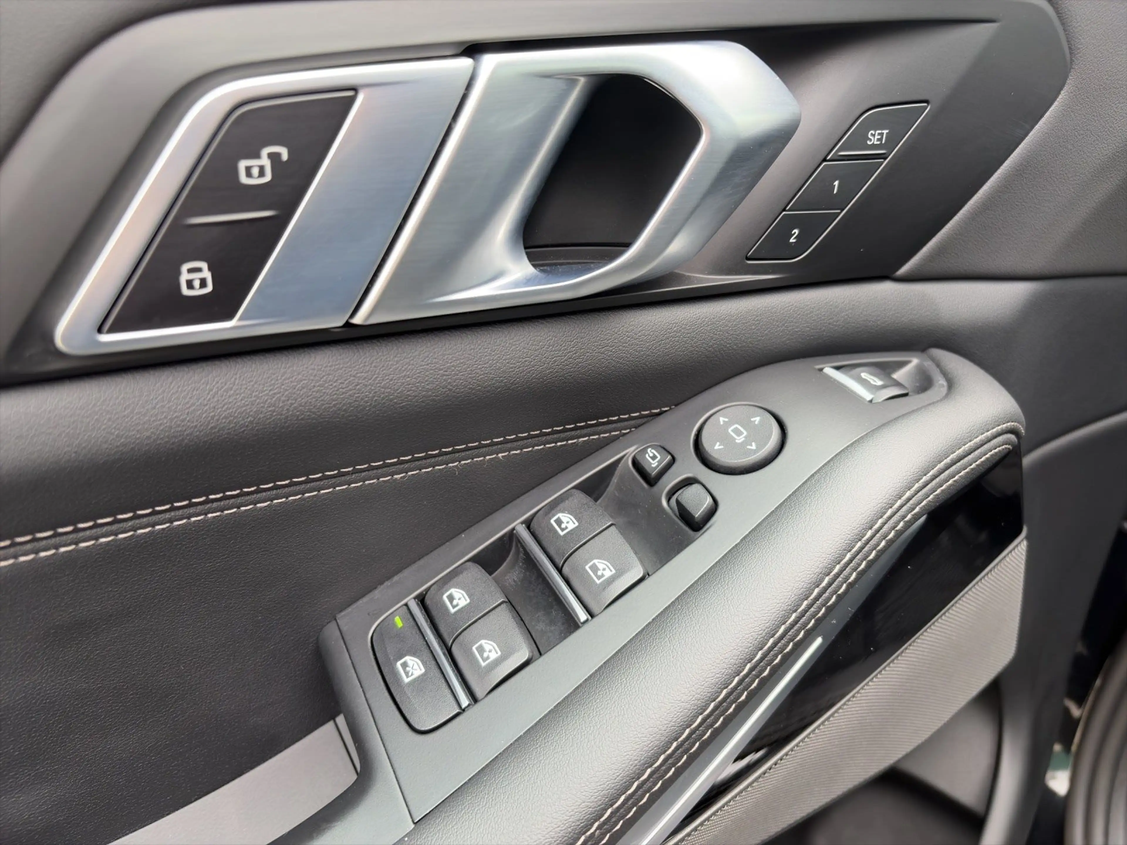 BMW X5 xDrive30d M-Sport Pro AHK HUD Pano 7-Sitzer DrivAs — photo 10