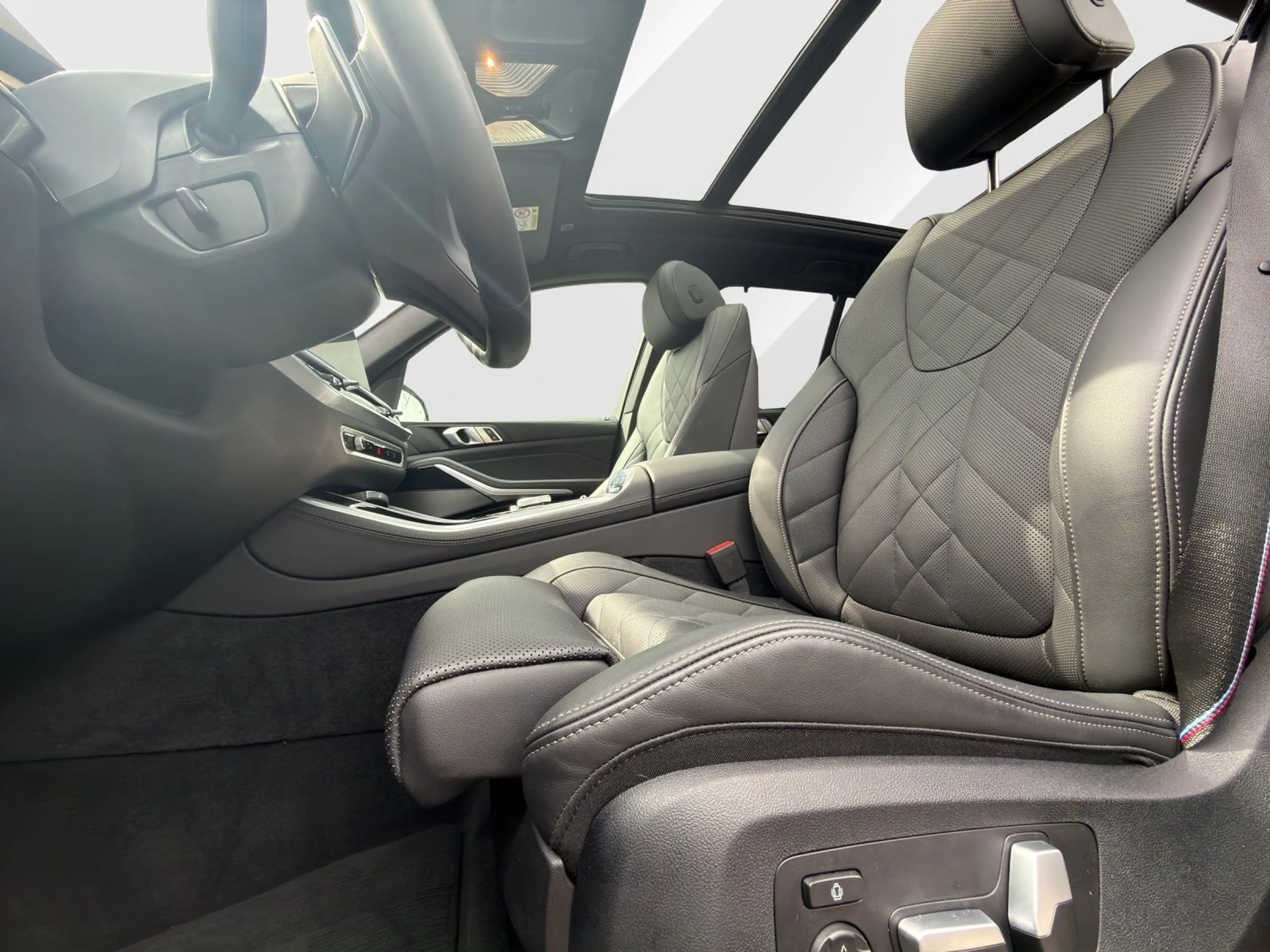 BMW X5 xDrive30d M-Sport Pro AHK HUD Pano 7-Sitzer DrivAs — photo 11