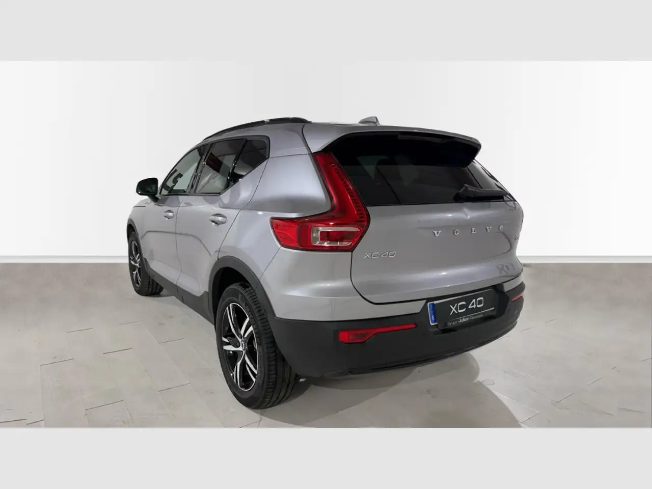 Volvo XC40 2026