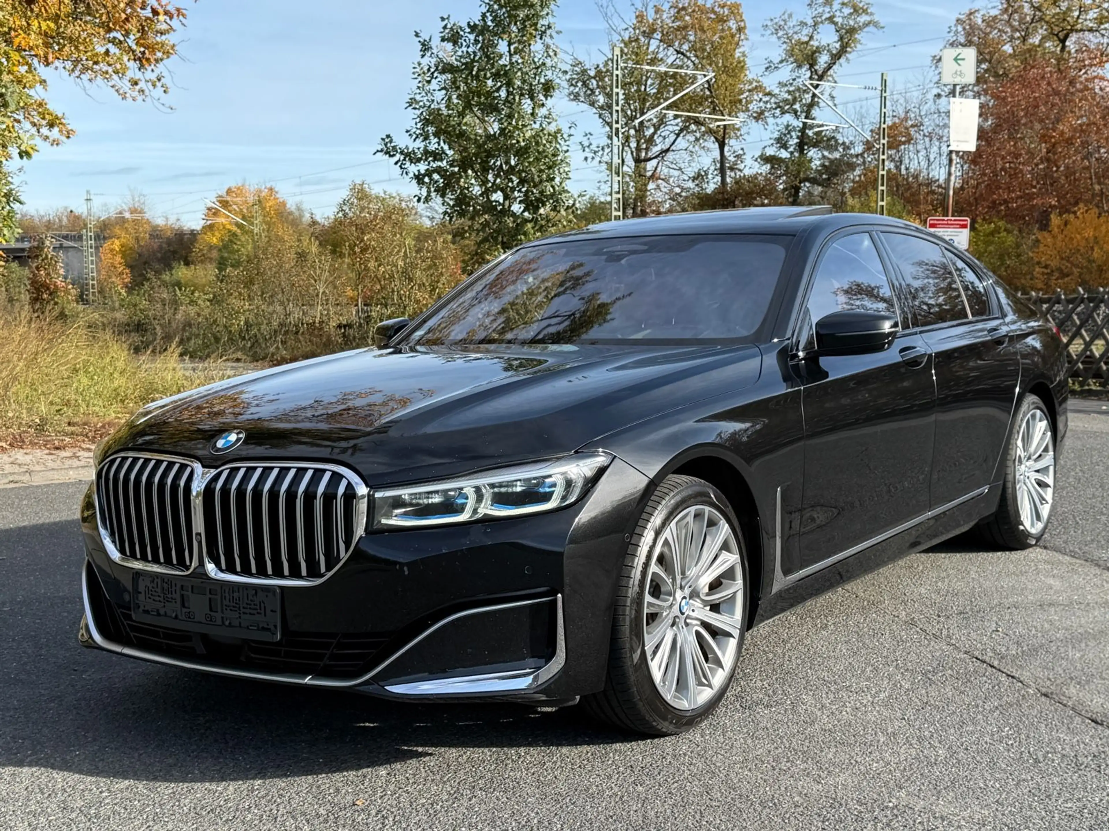 BMW 750 d xDrive*VOLL*ALCANTARA*MASSAGE*LASER*SD**** — photo 3