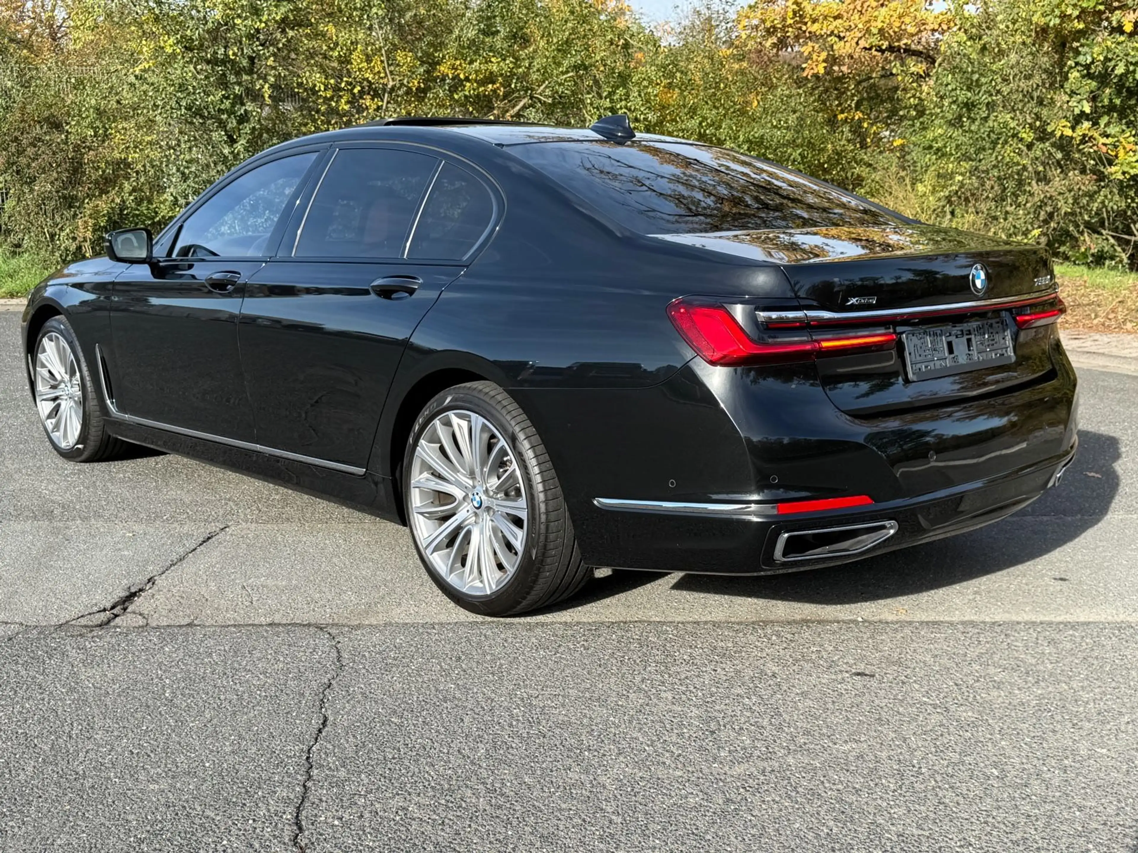 BMW 750 d xDrive*VOLL*ALCANTARA*MASSAGE*LASER*SD**** — photo 8
