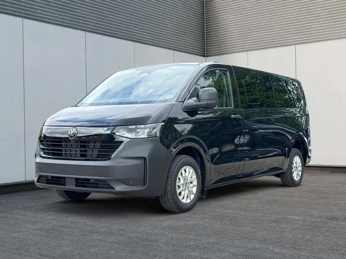 Volkswagen T7 Caravelle Basis LR 8-Sitzer+AHK+LED+KAM+PDC+SHZ+ALU+GJR 2... Schwarz - 1