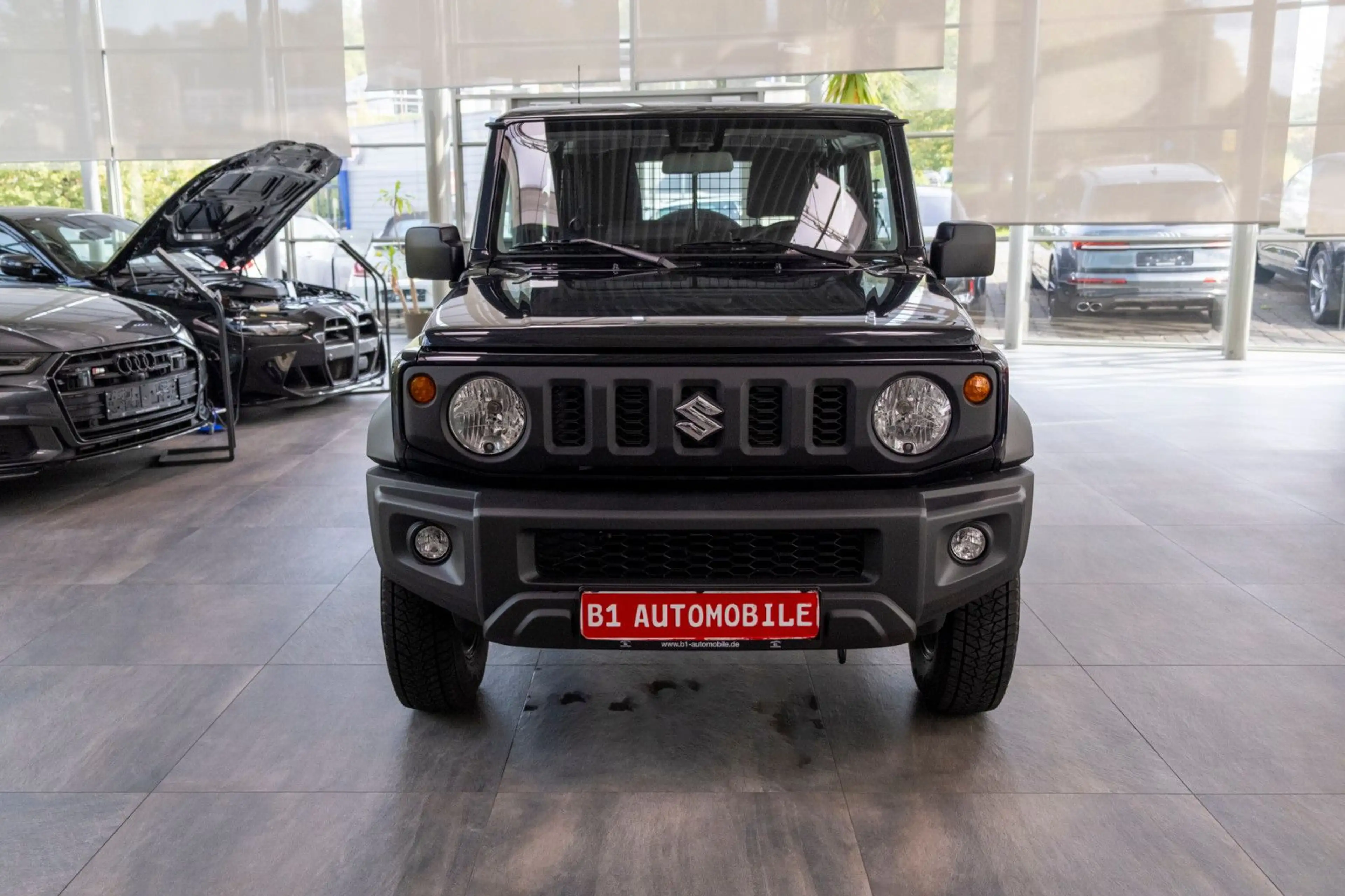 Suzuki Jimny Comfort AllGrip NFZ*AHK*ALUFELGEN*NEUWERTI — photo 2