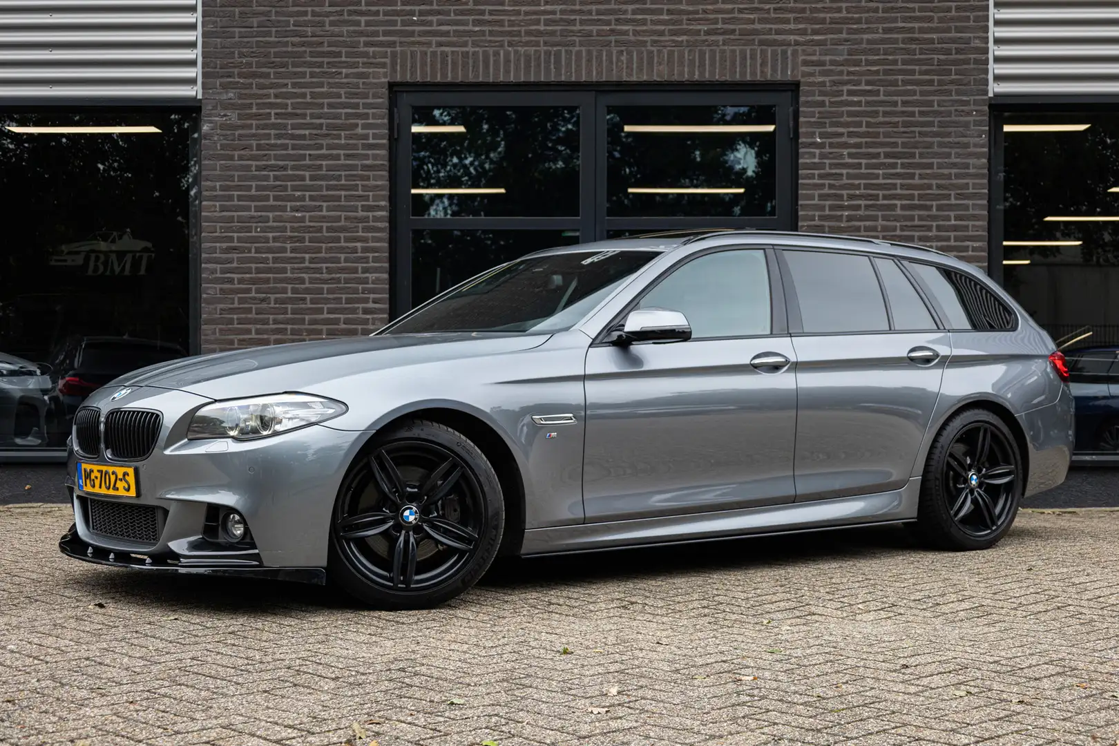 BMW 530 530d F11 Touring M Sport High Executive / Head-Up Gris - 2