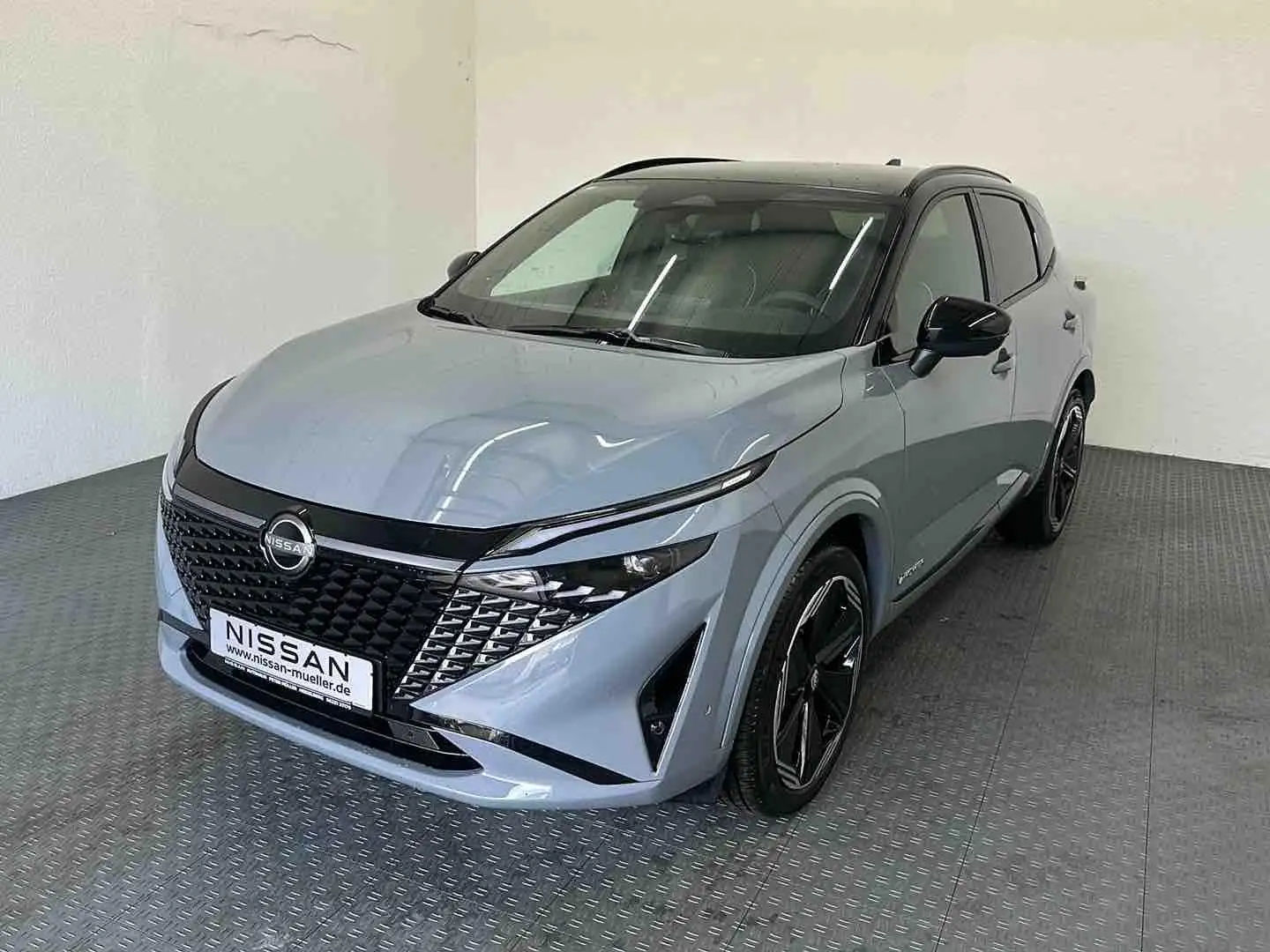 Nissan Qashqai e-POWER 190PS 4x2 N-Design PGD BOSE Grau - 2