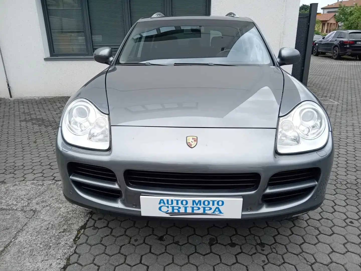 Porsche Cayenne 3.2 V6 BENZINA 250 CV CAMBIO MANUALE Grigio - 2