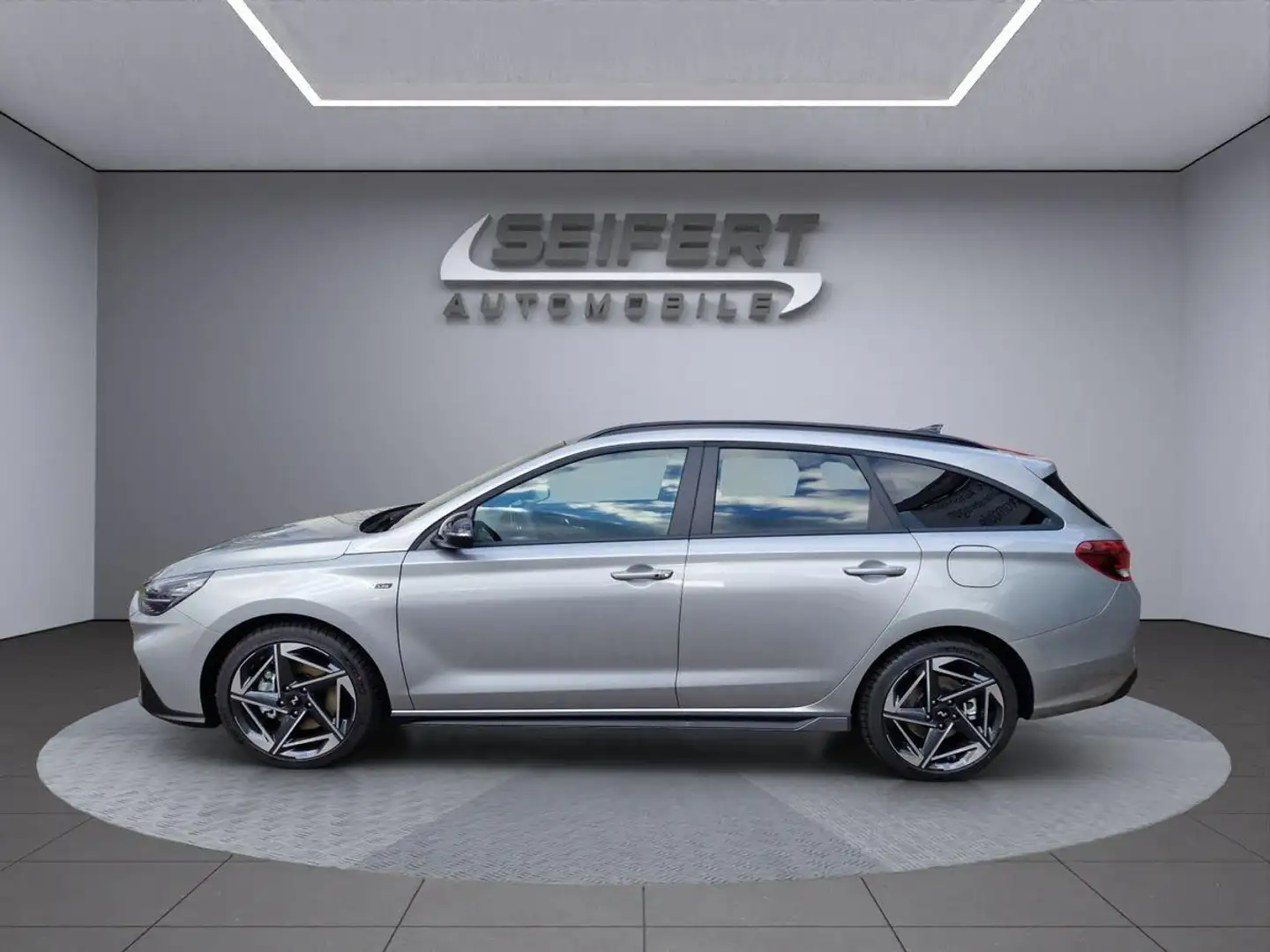Hyundai i30 FL (MY25) Kombi I N-LINE I DCT I NAVI I RFK I SHZ Silber - 2