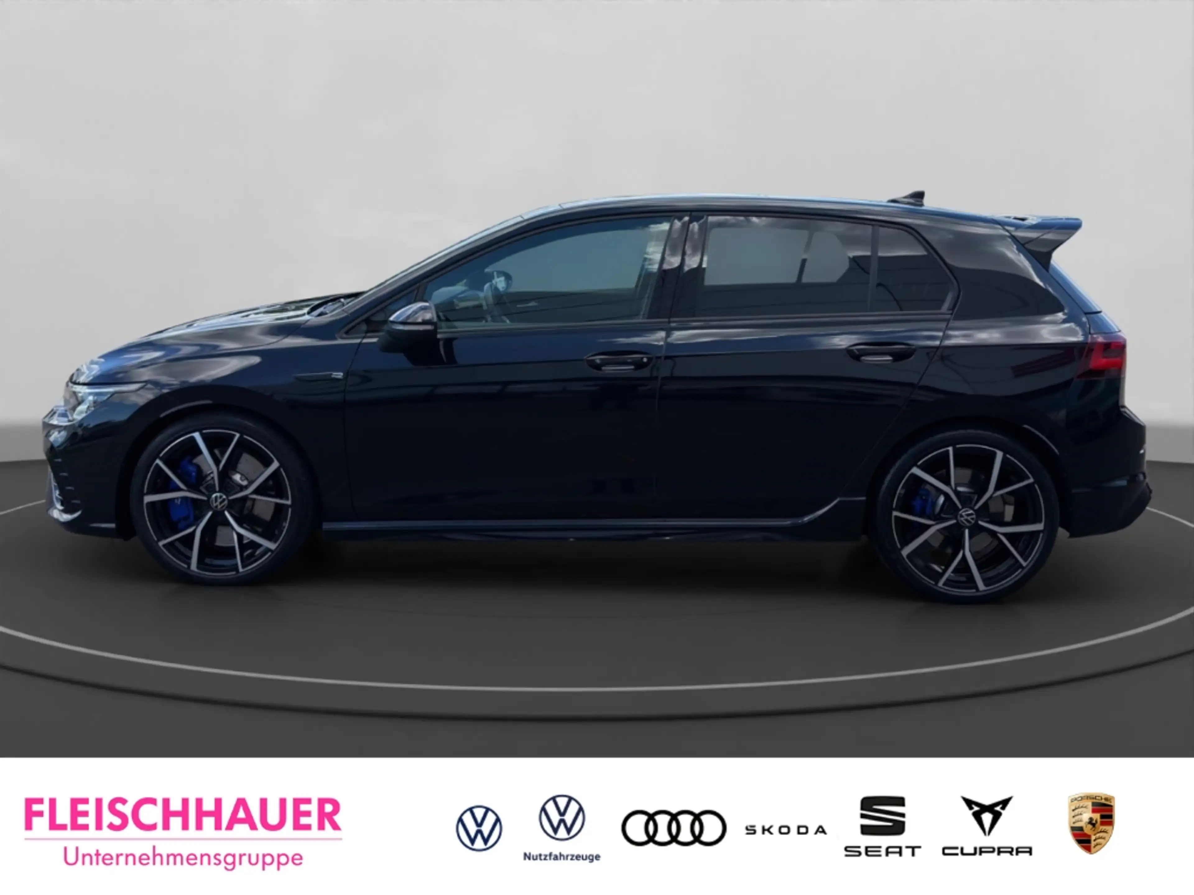 Volkswagen Golf R VIII 4Motion 2,0 DSG+HARMAN KARDON+PANORAM — photo 4