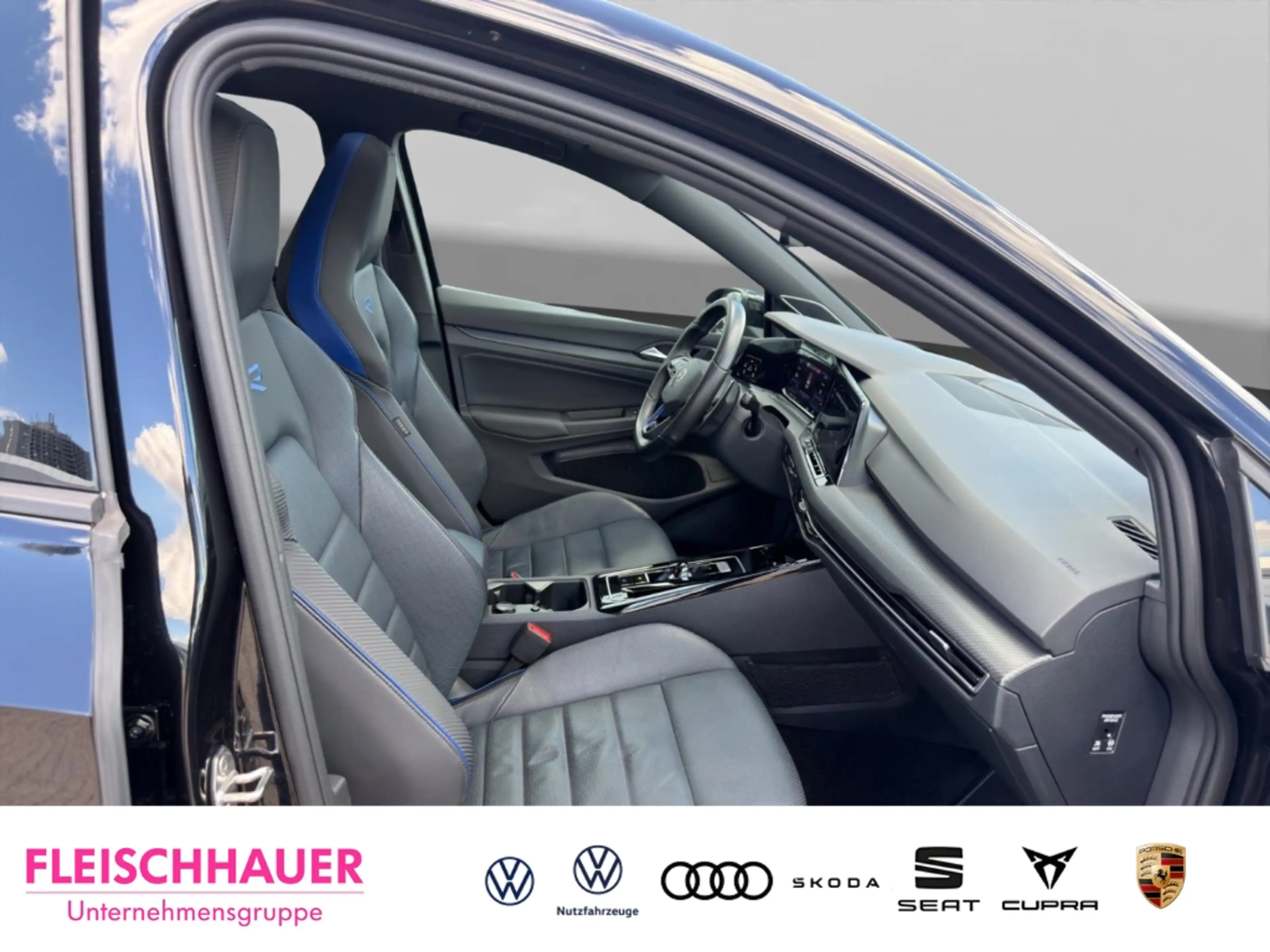 Volkswagen Golf R VIII 4Motion 2,0 DSG+HARMAN KARDON+PANORAM — photo 12
