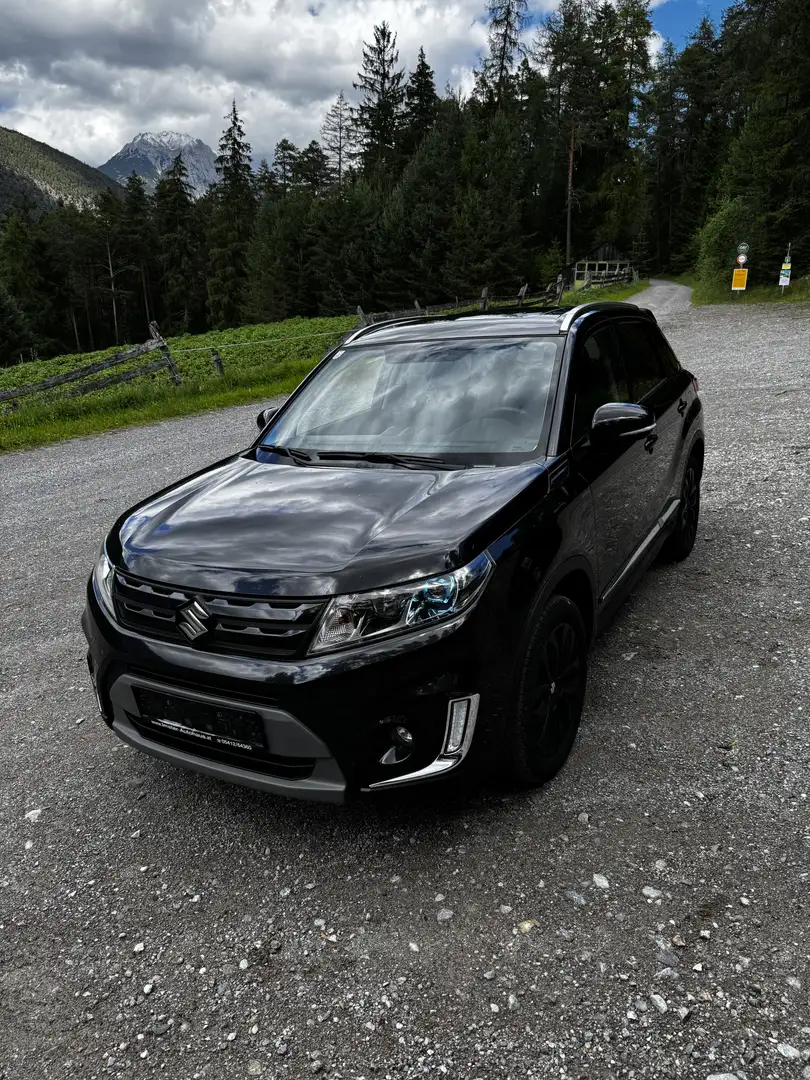 Suzuki Vitara 1,6 DDiS 4WD Flash DCT Aut. Schwarz - 2