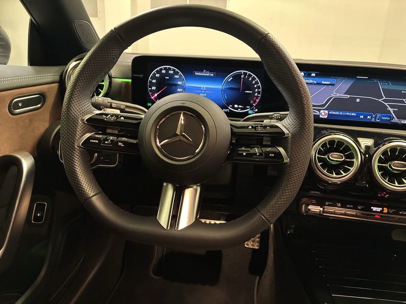 Mercedes-Benz CLA 250 e Shooting Brake mit EQ Hybrid Technologie — photo 9