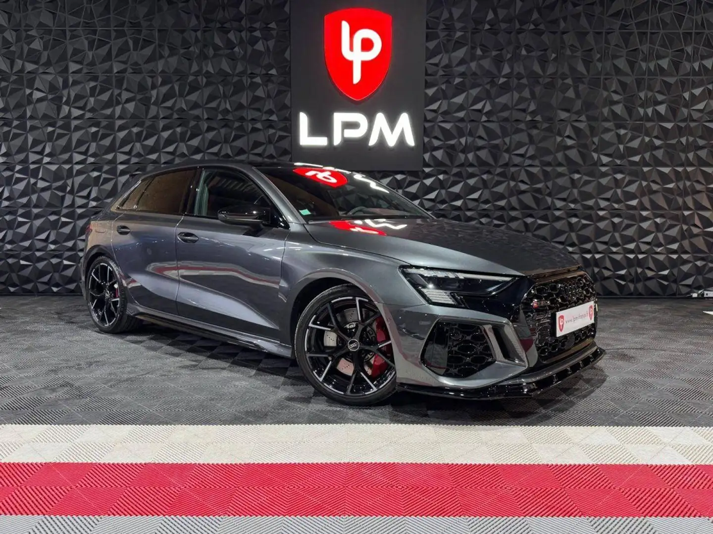 Audi RS3 Sportback IV 2.5 TFSI 400ch quattro S tronic 7 - 1