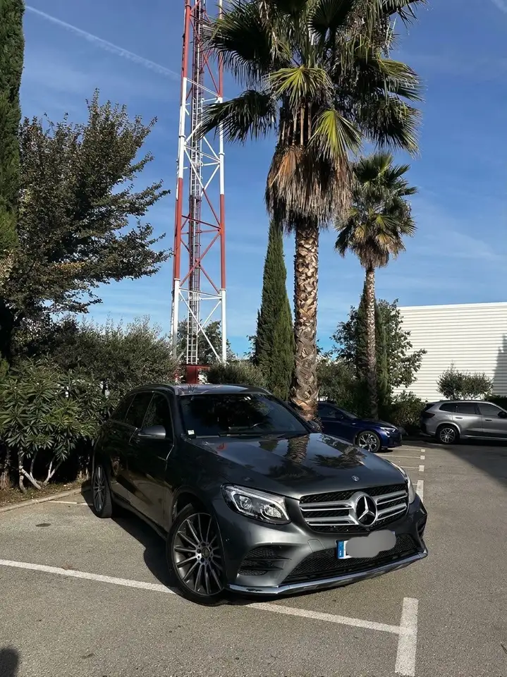 Mercedes-Benz GLC 220