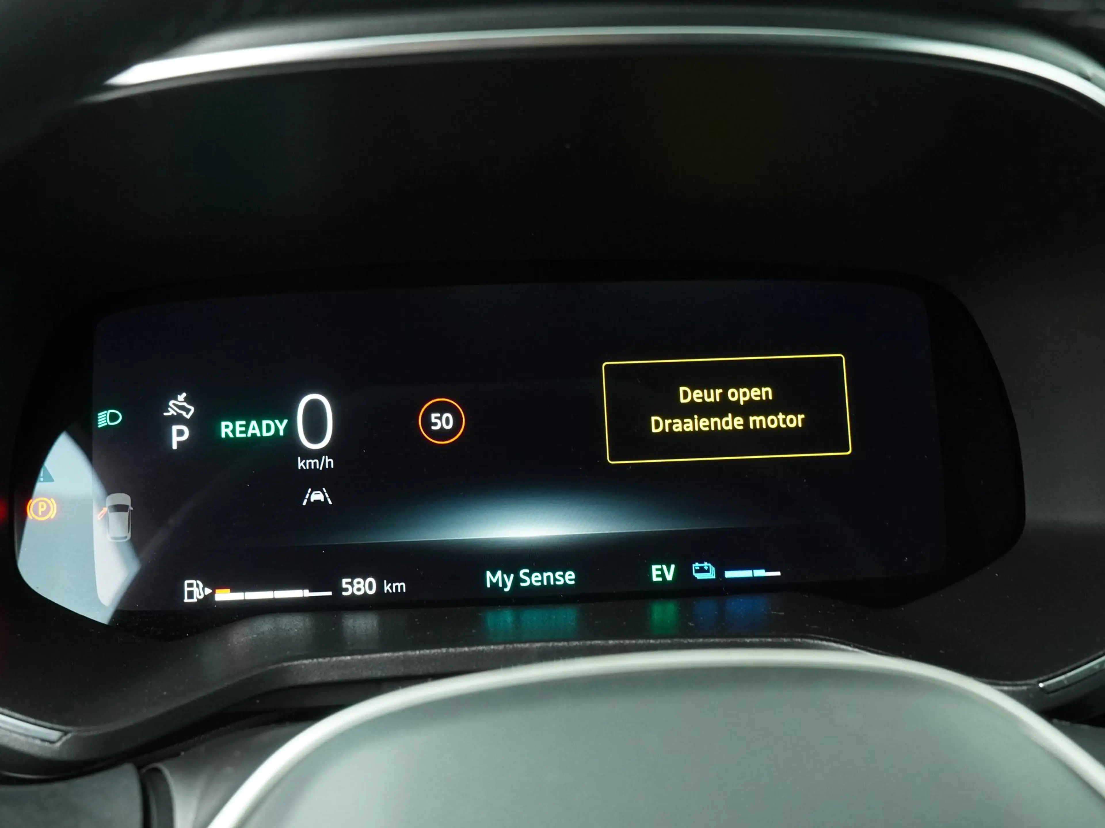 Renault Clio techno full hybrid E-Tech 145 | Groot Navigatie | — photo 13