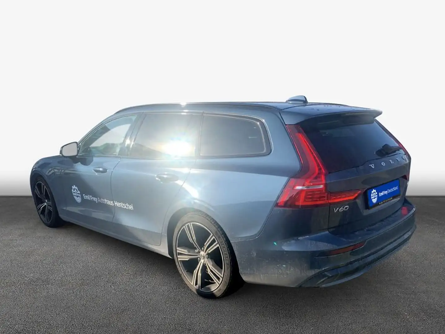 Volvo V60 B4 D Plus Dark Blau - 2