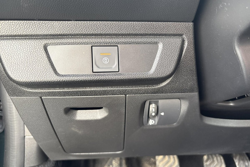Dacia Sandero Stepway Expression TCe 90 Camera, PDC — photo 12
